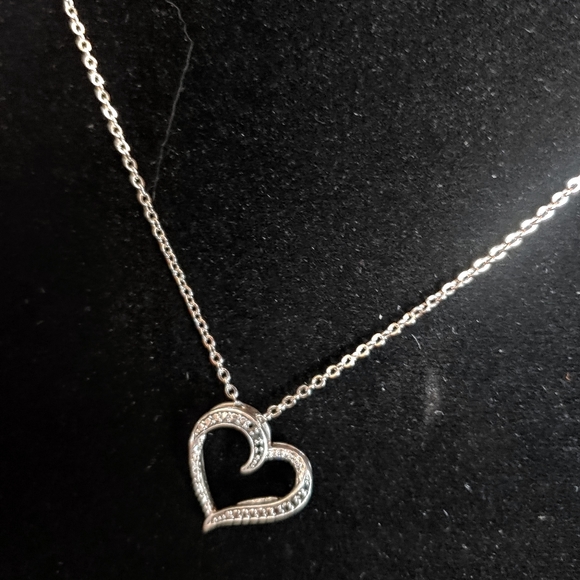 Kay Jewelers Sterling Silver Diamond Heart Necklace - Picture 7 of 8